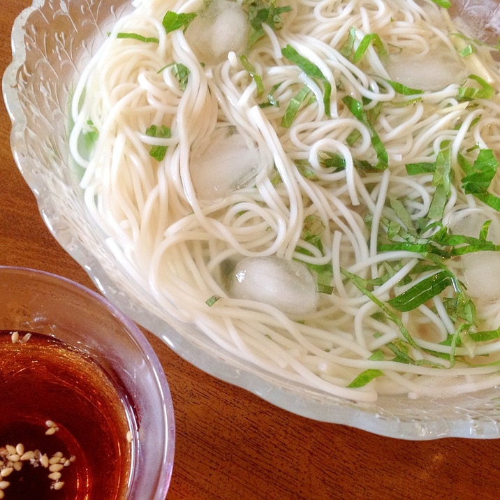 夏だからさっぱり！大葉入り冷麦